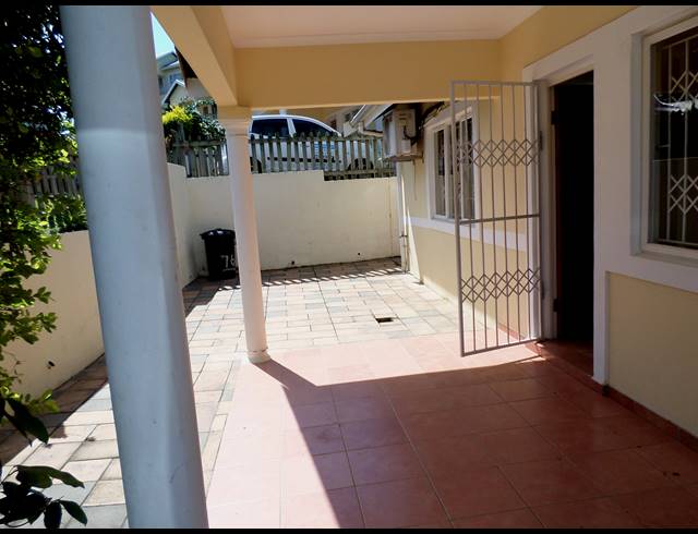 3 BEDROOM SIMPLEX RENTED IN BROADLANDS
